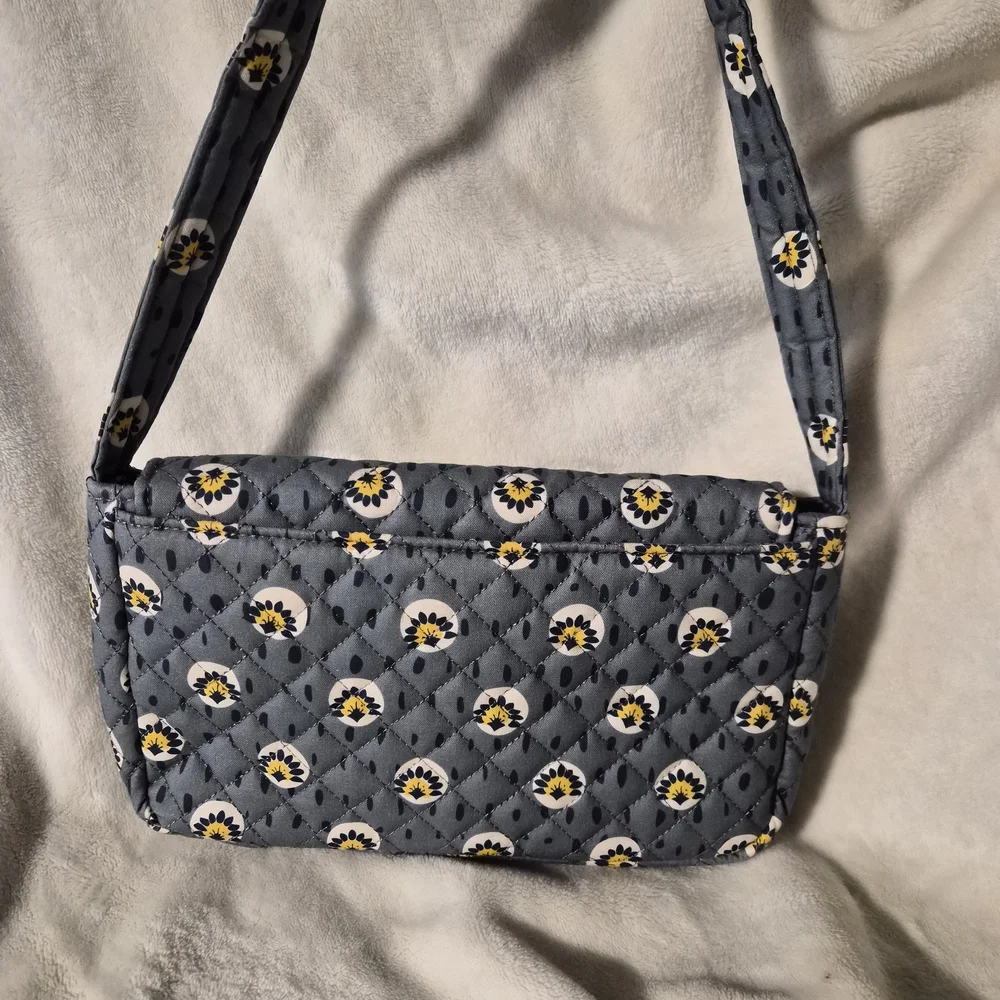Vera‎ Bradley Sun Valley Quilted Mini Flap Bag - Retired Pattern